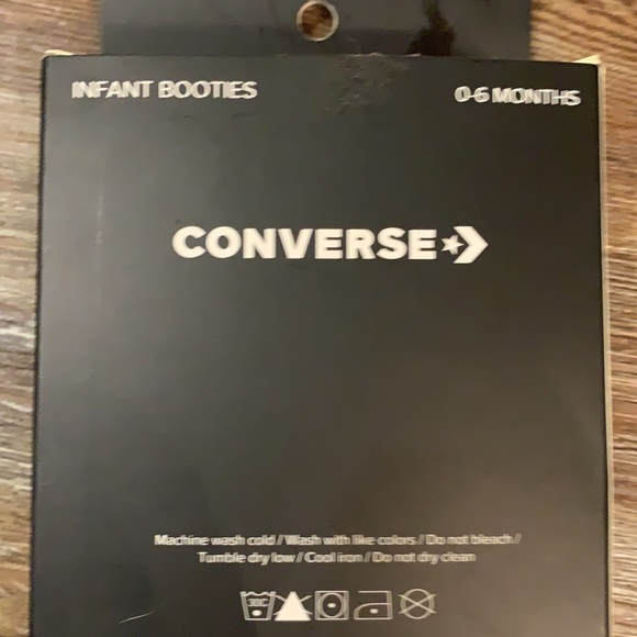 COPY - Converse infant booties - Picture 5 of 5